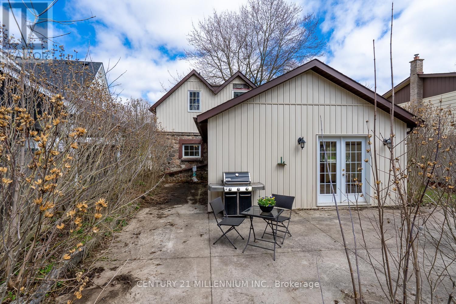 18 CROZIER STREET Image 36