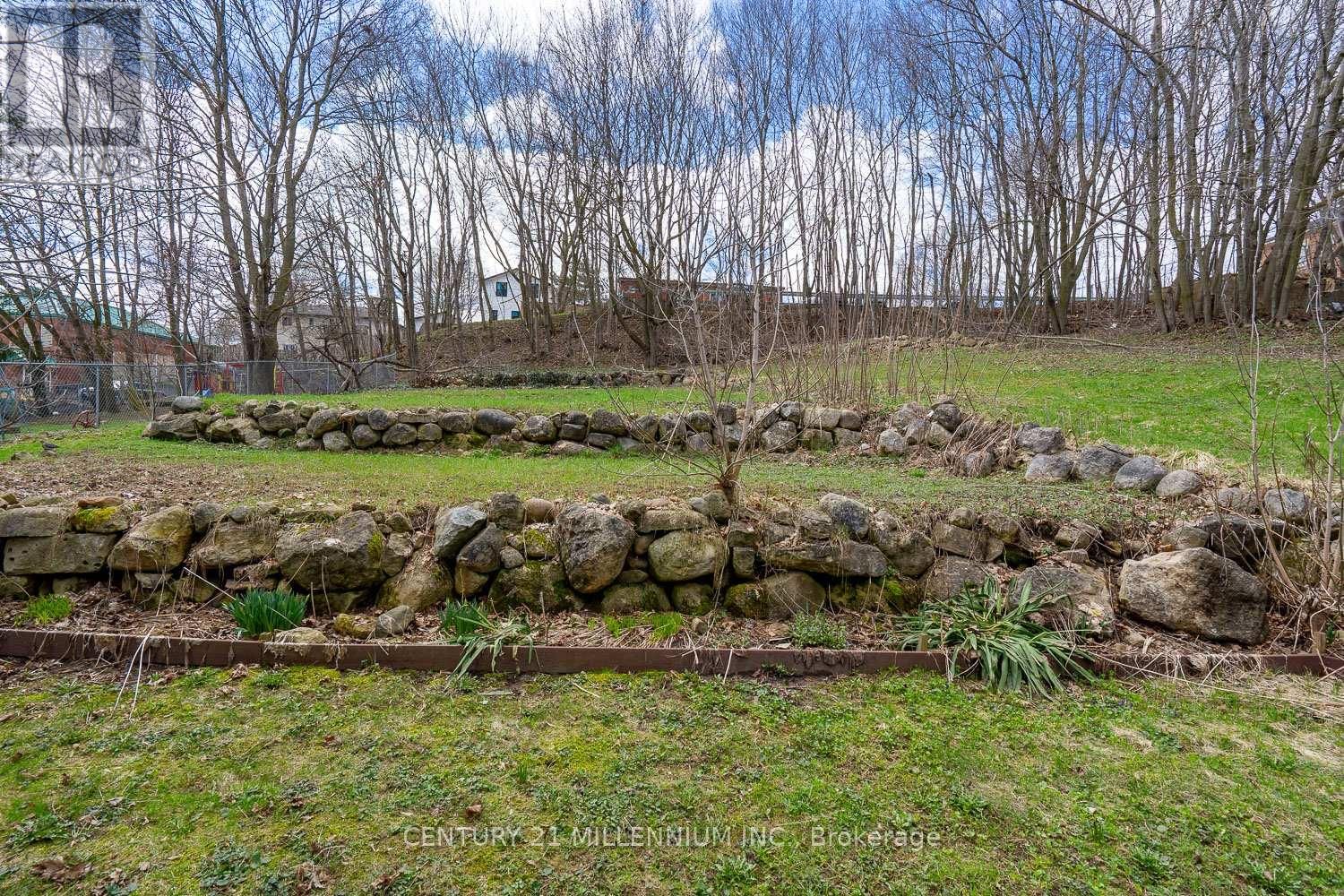 18 CROZIER STREET Image 40