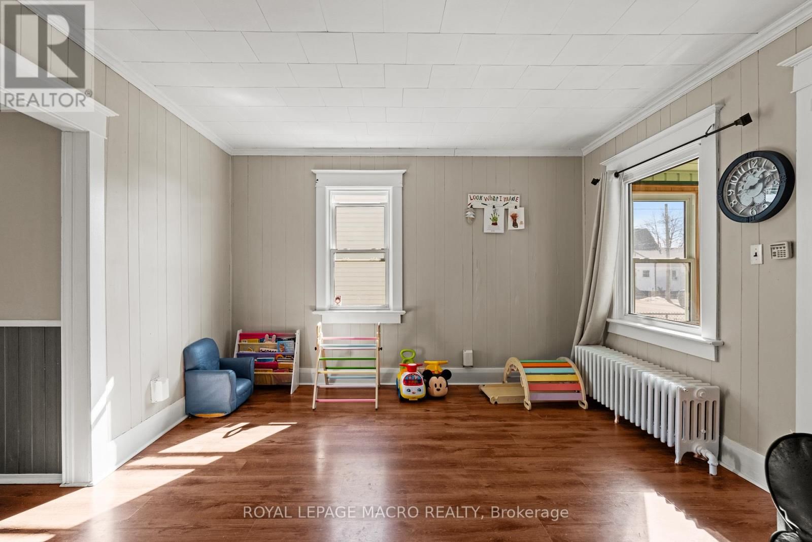 205 MITCHELL STREET Image 10