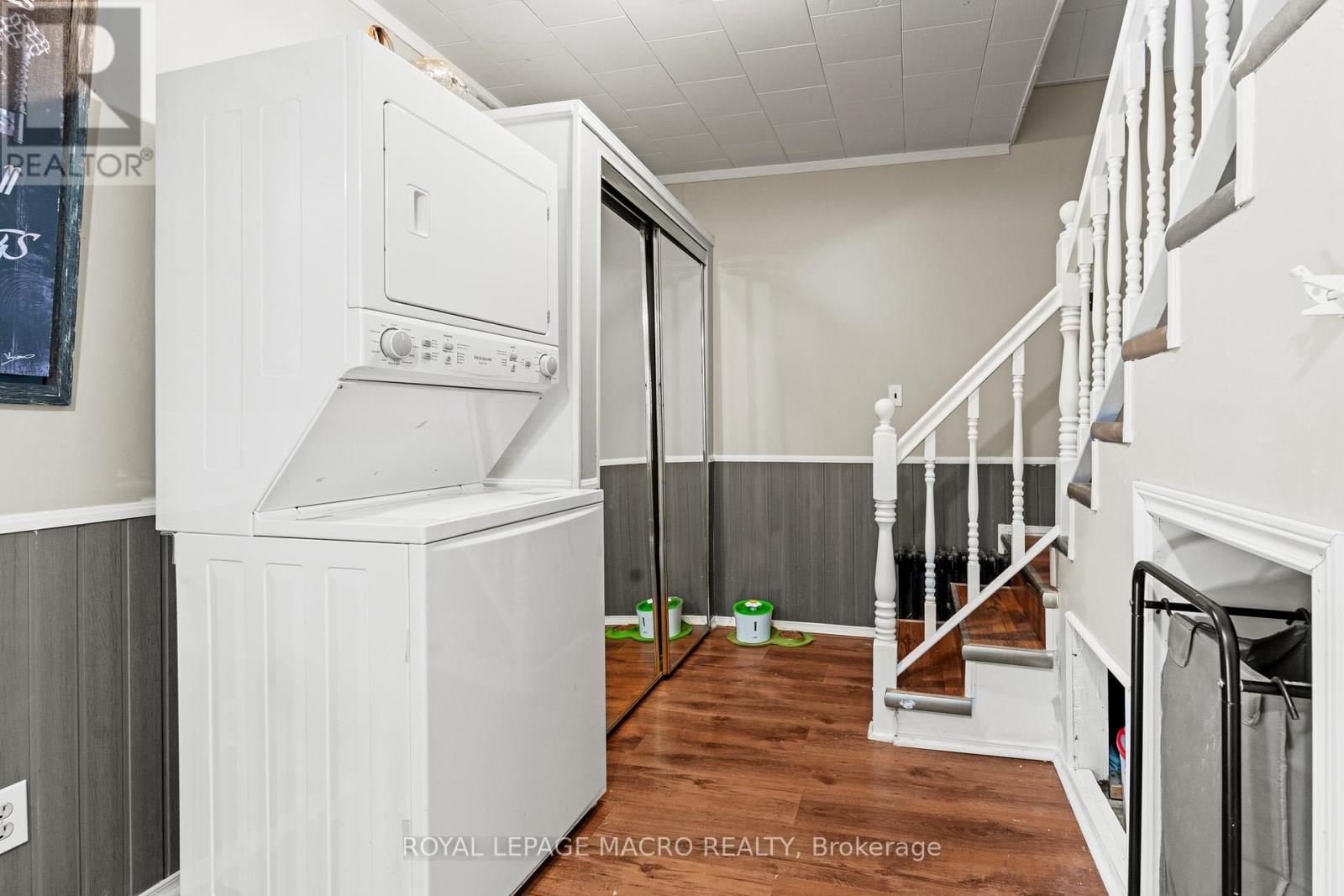 205 MITCHELL STREET Image 17