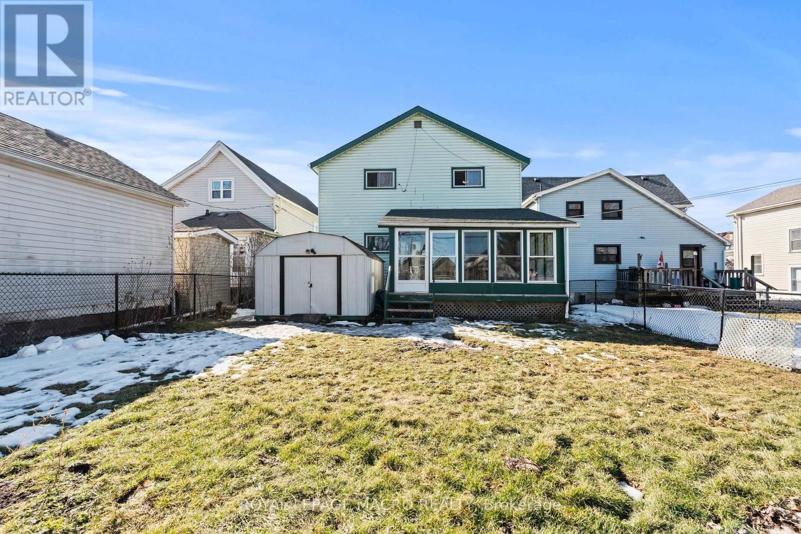 205 MITCHELL STREET Image 27