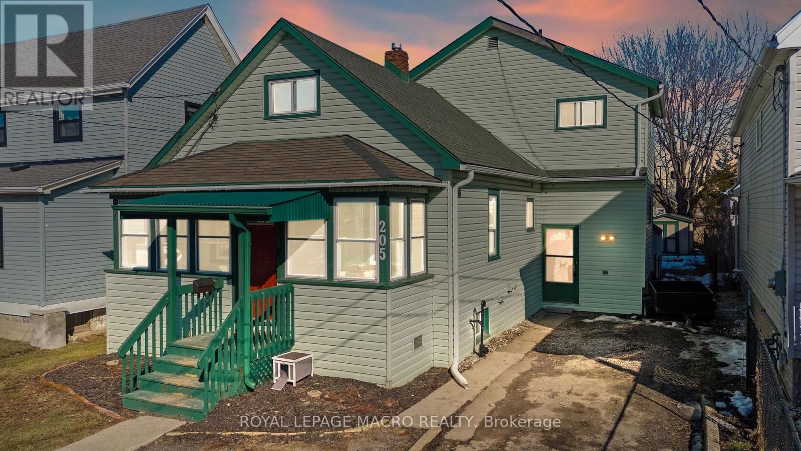 205 MITCHELL STREET Image 3