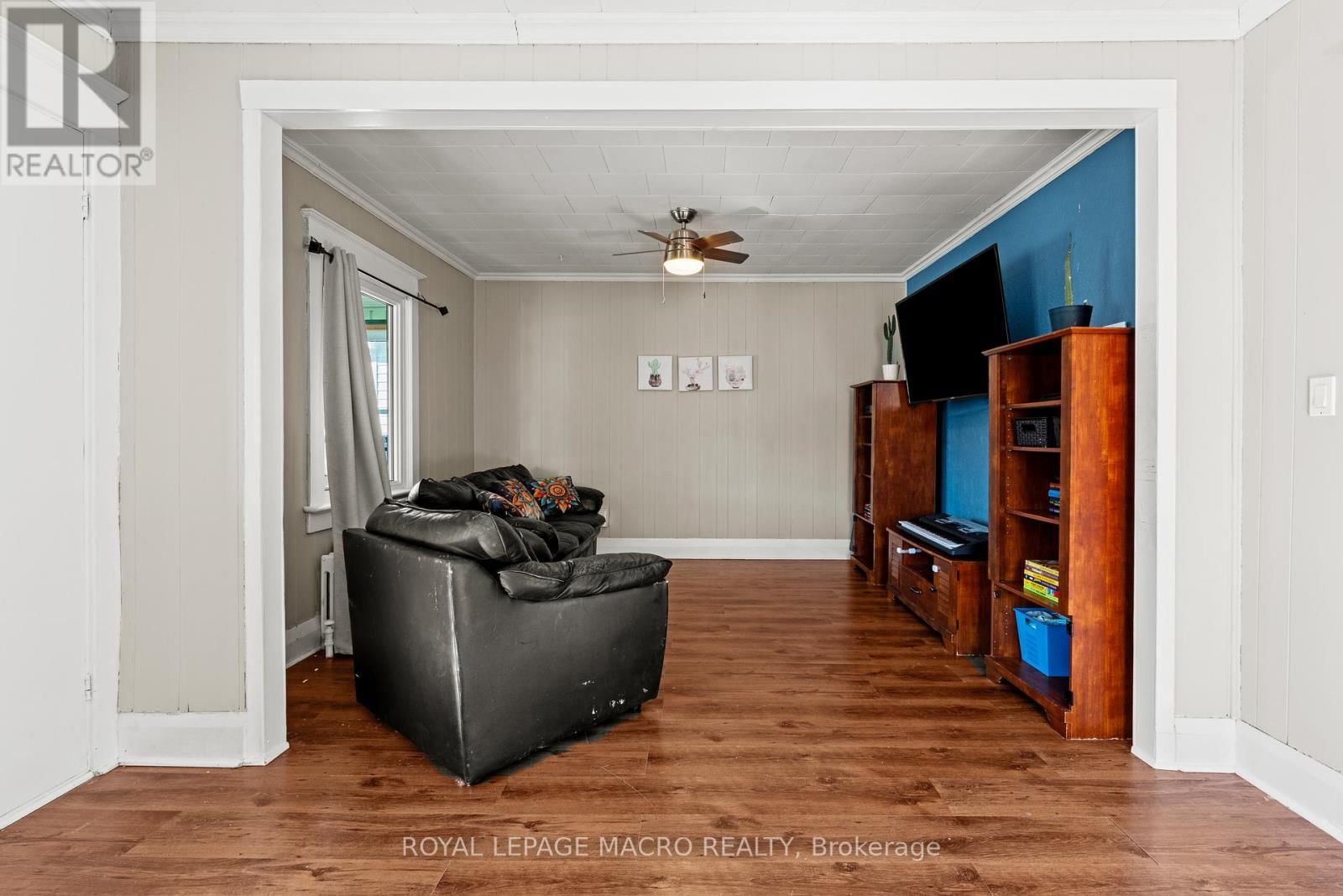 205 MITCHELL STREET Image 8