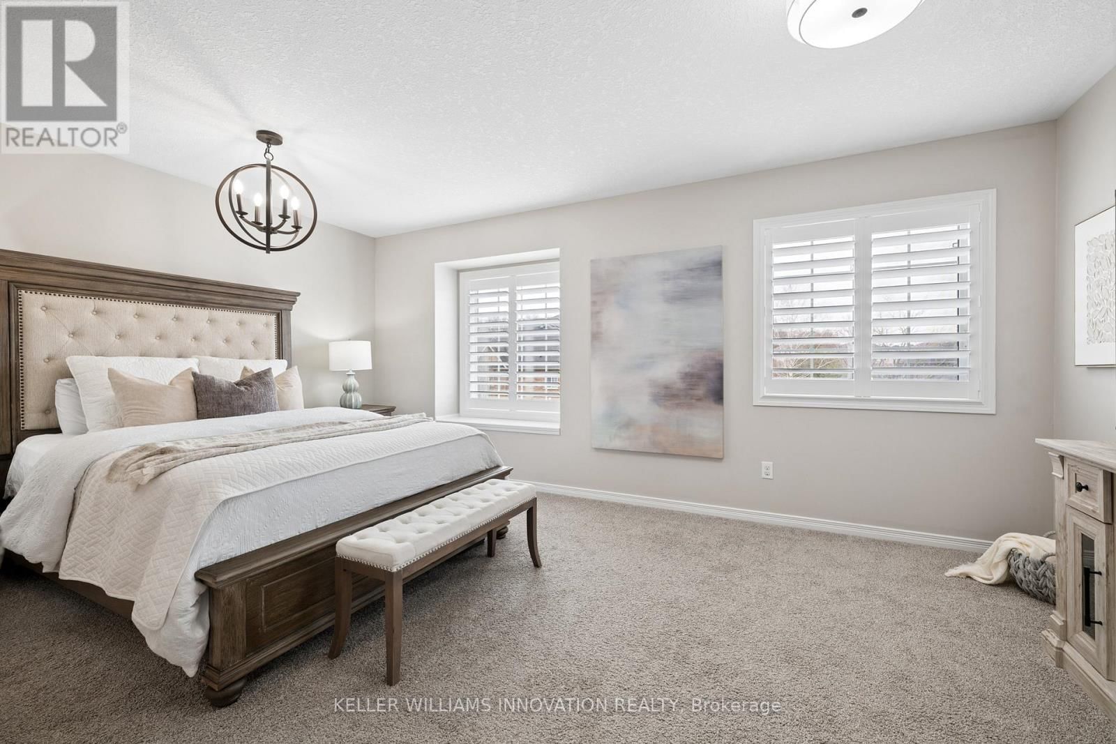 951 ZELLER CRESCENT Image 17