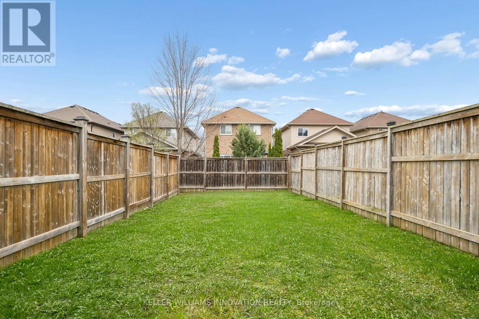 951 ZELLER CRESCENT Image 31