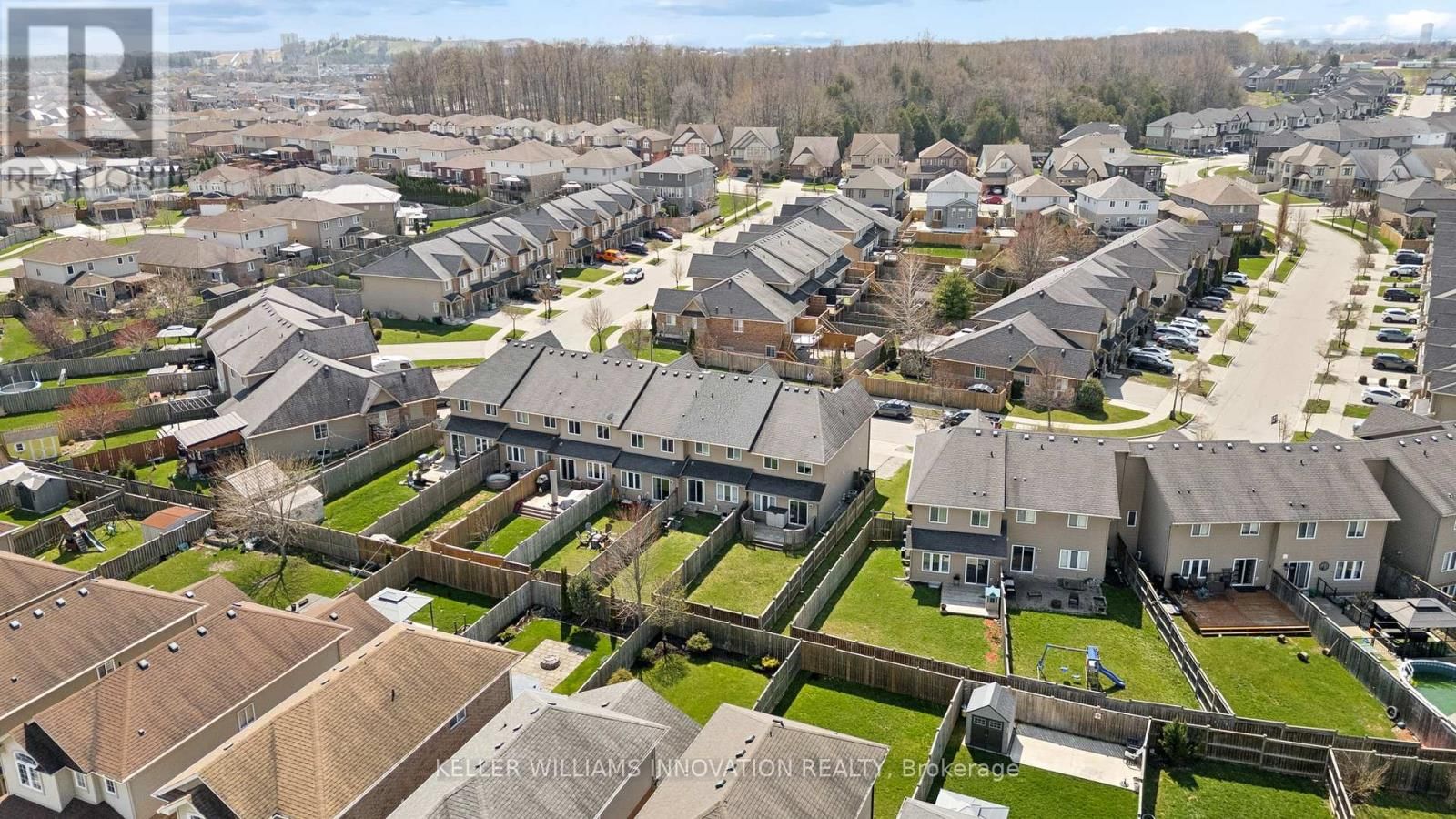 951 ZELLER CRESCENT Image 33