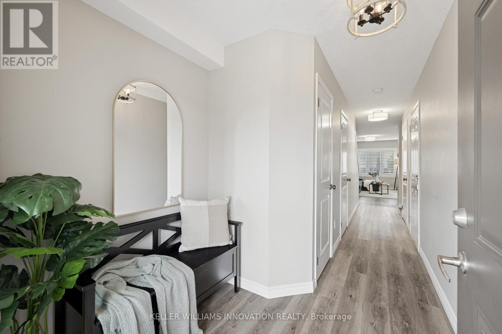 951 ZELLER CRESCENT Image 4