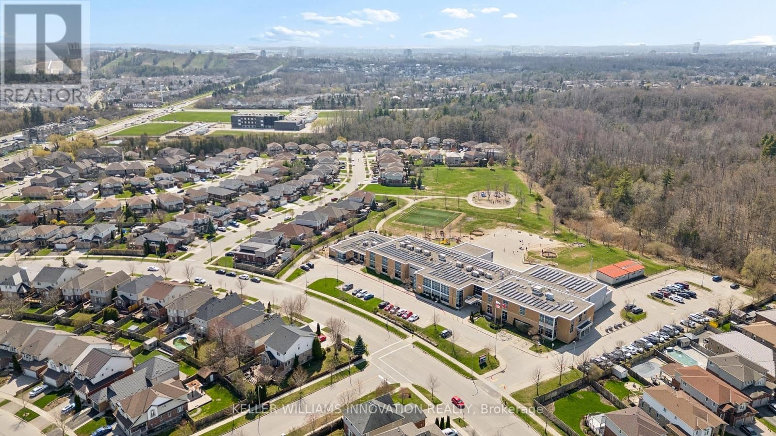 951 ZELLER CRESCENT Image 40