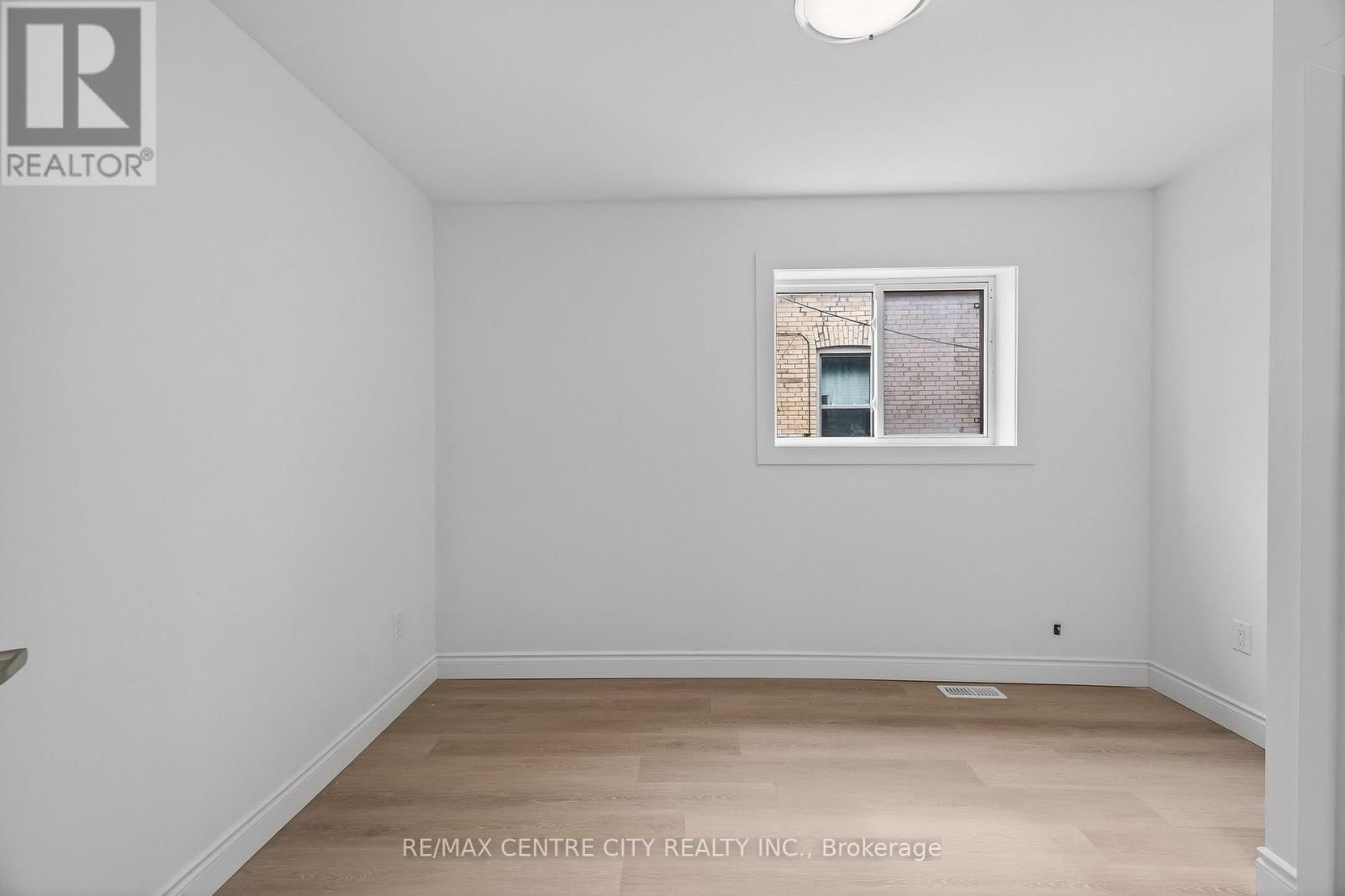 139 MAMELON STREET Image 16