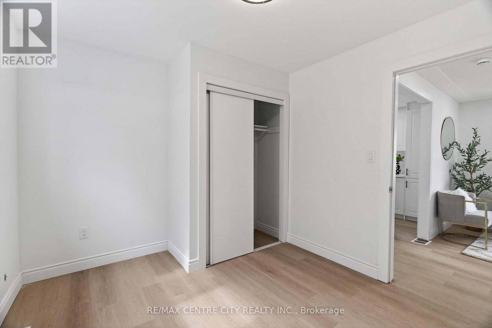 139 MAMELON STREET Image 17