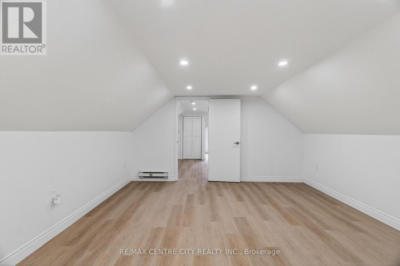 139 MAMELON STREET Image 23