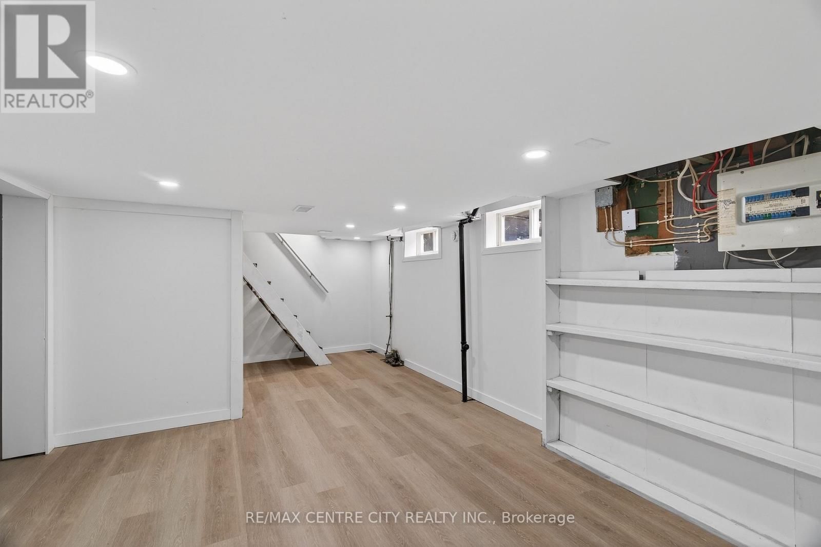 139 MAMELON STREET Image 29