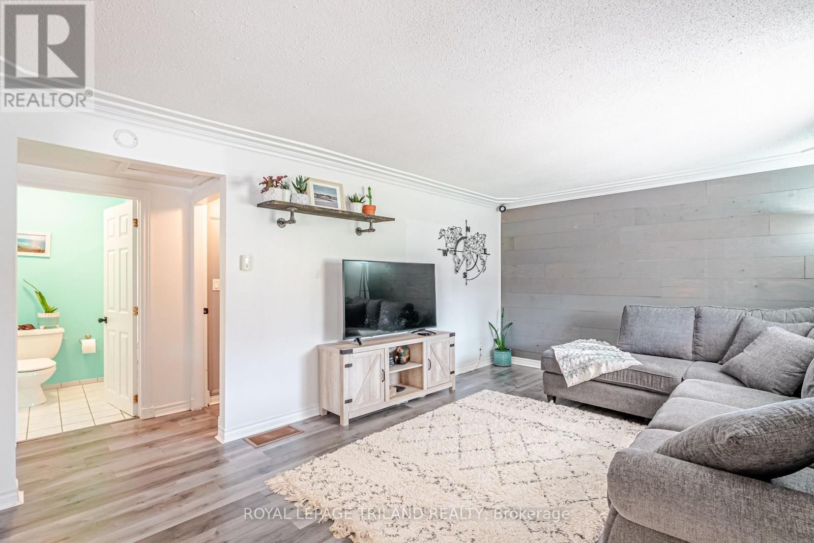 3868 HAMILTON ROAD Image 9