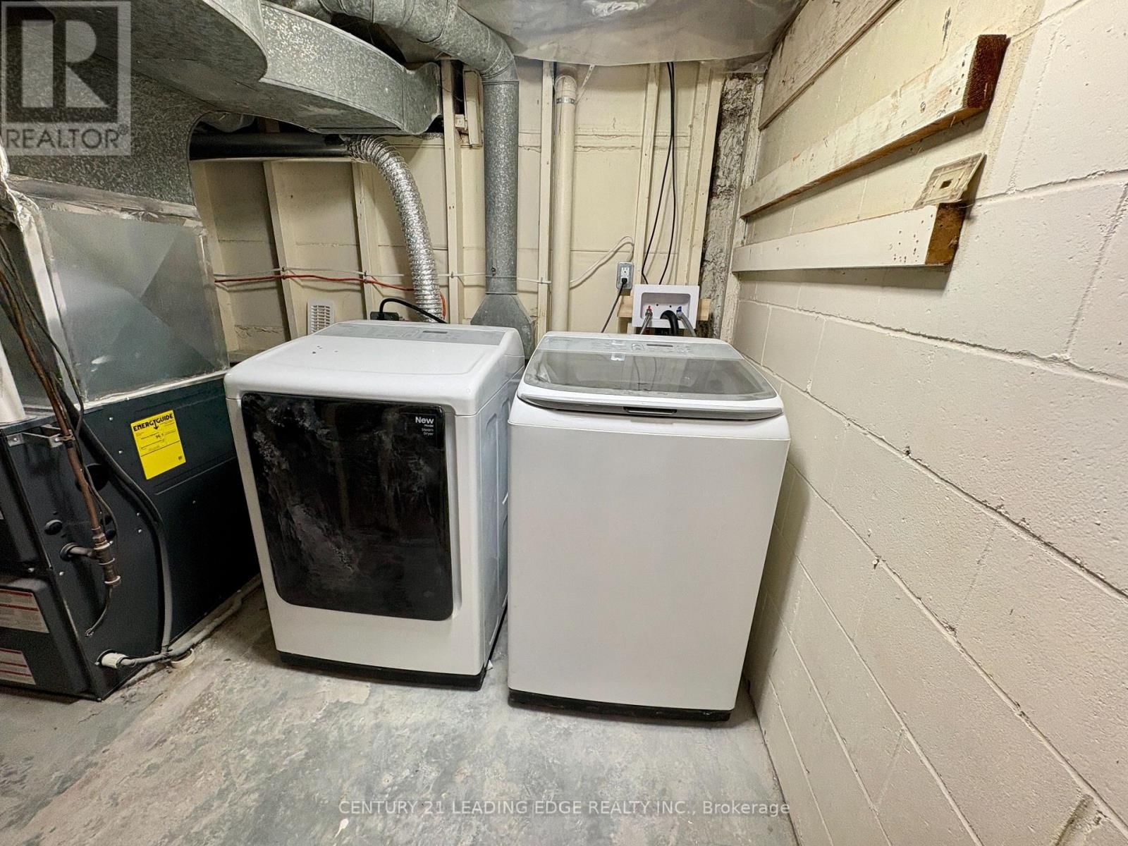 50 LIMERIDGE ROAD WEST Image 12