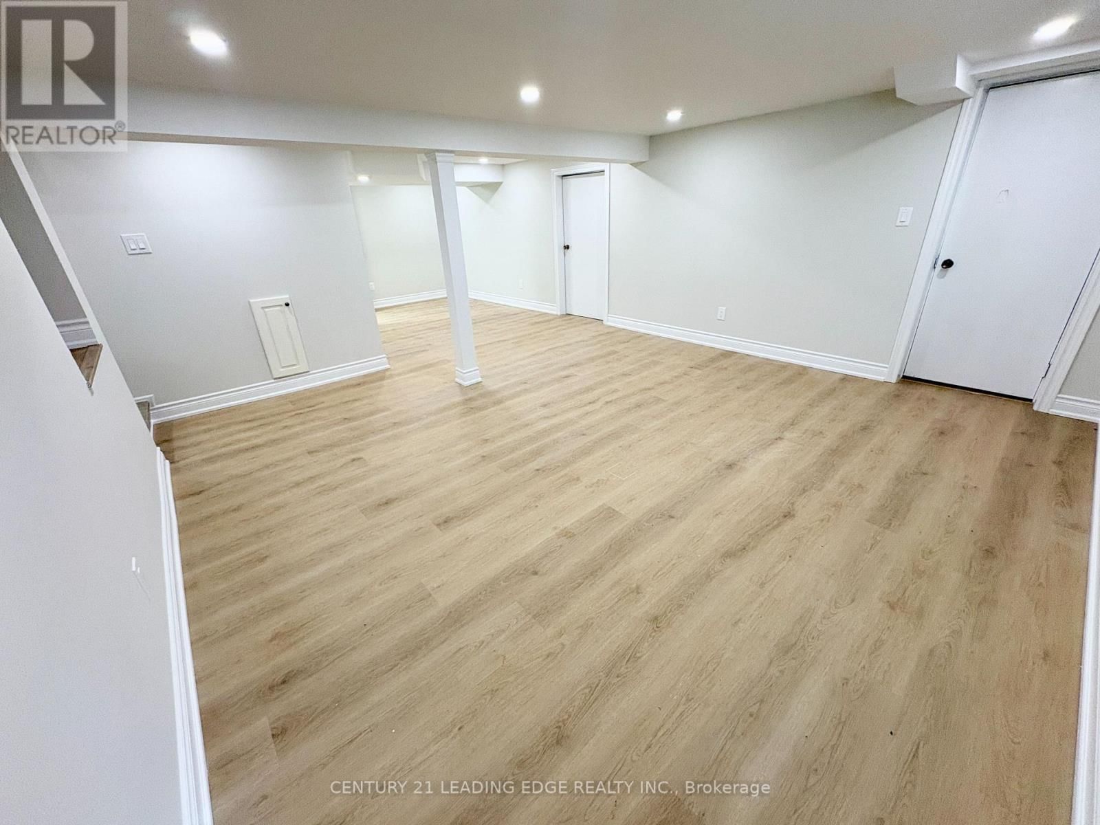 50 LIMERIDGE ROAD WEST Image 4