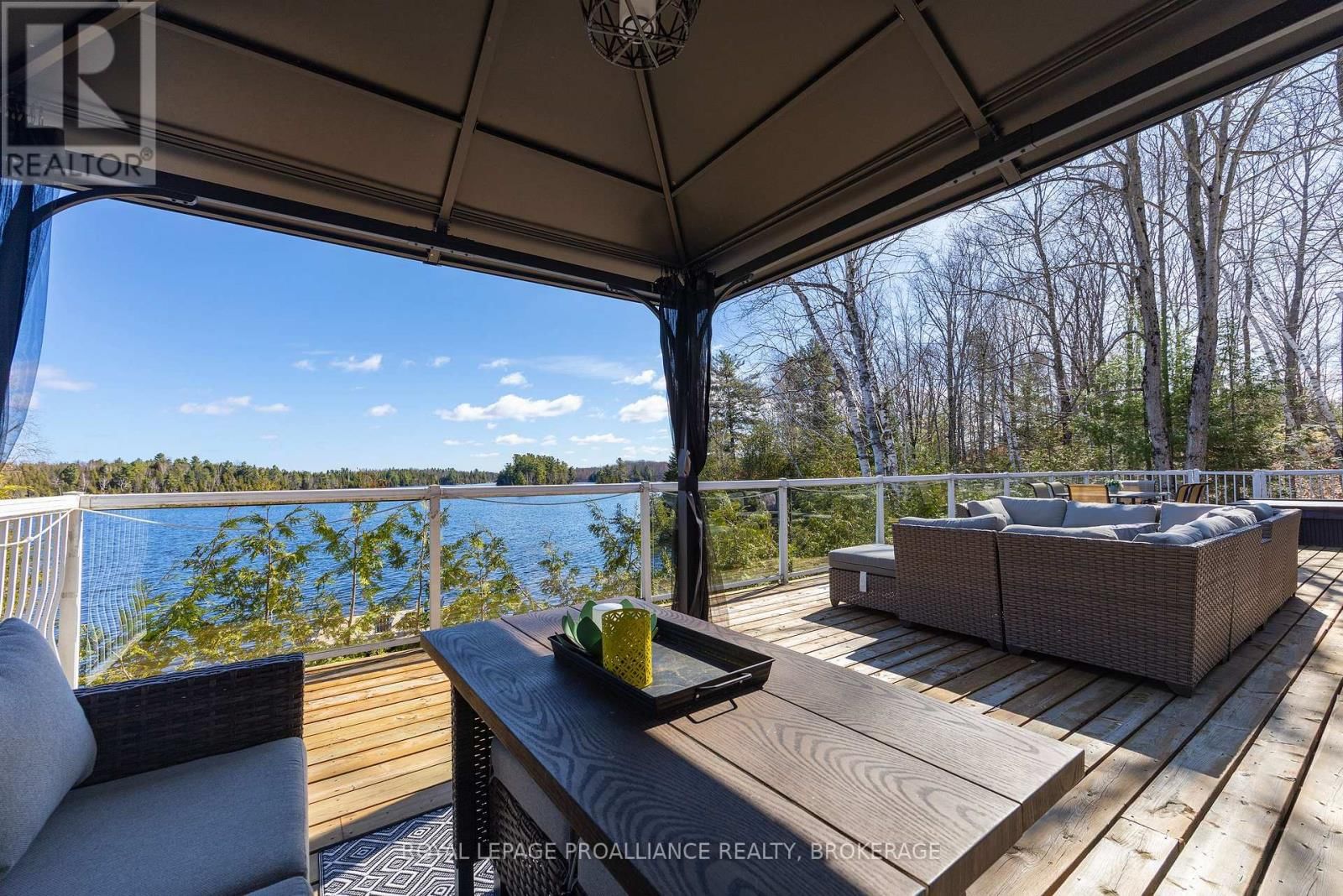 1077 COUNTRY LANE Image 20