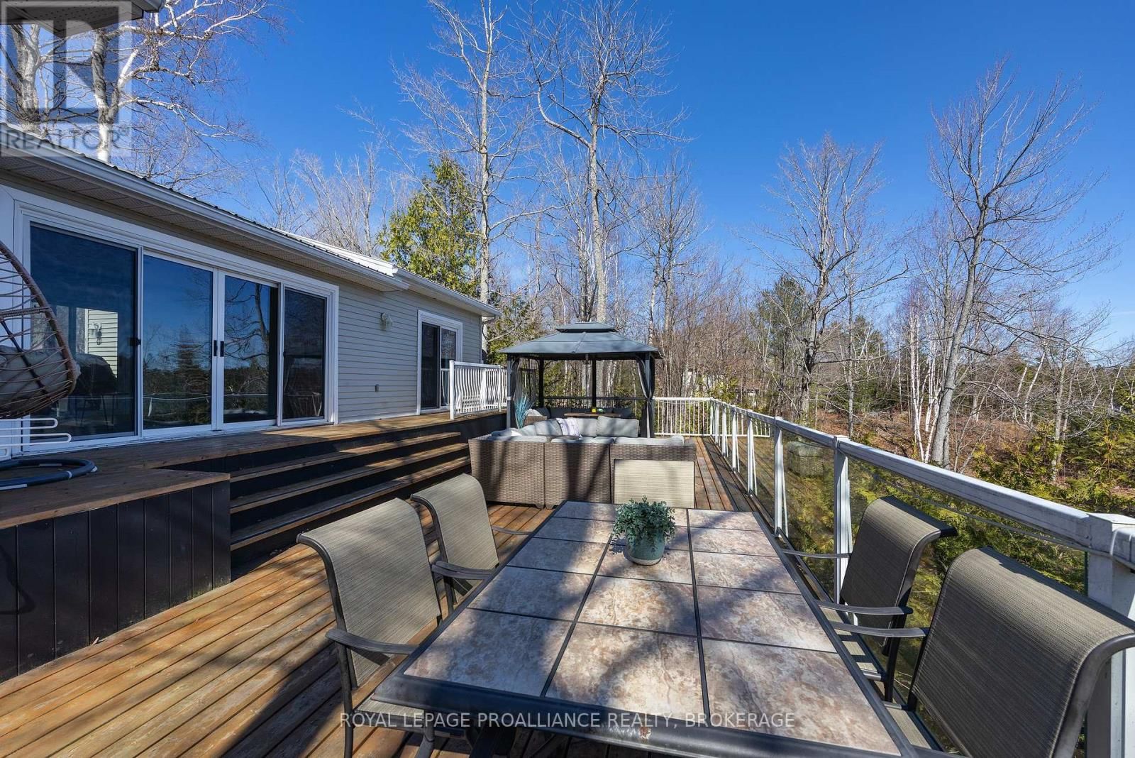 1077 COUNTRY LANE Image 22