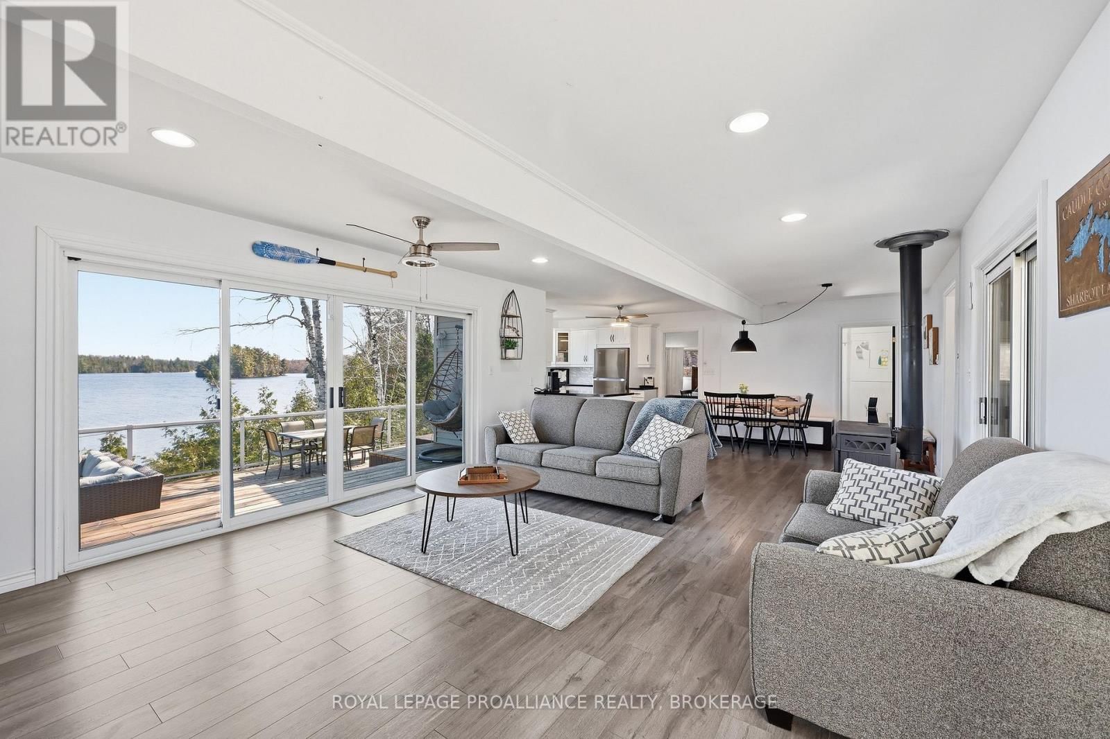 1077 COUNTRY LANE Image 27