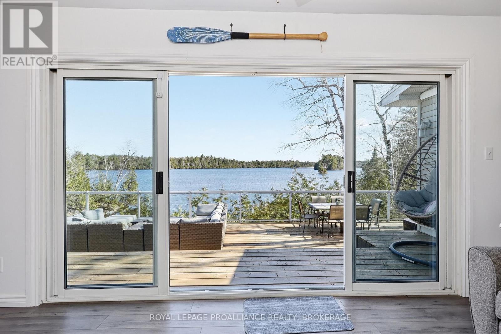 1077 COUNTRY LANE Image 29