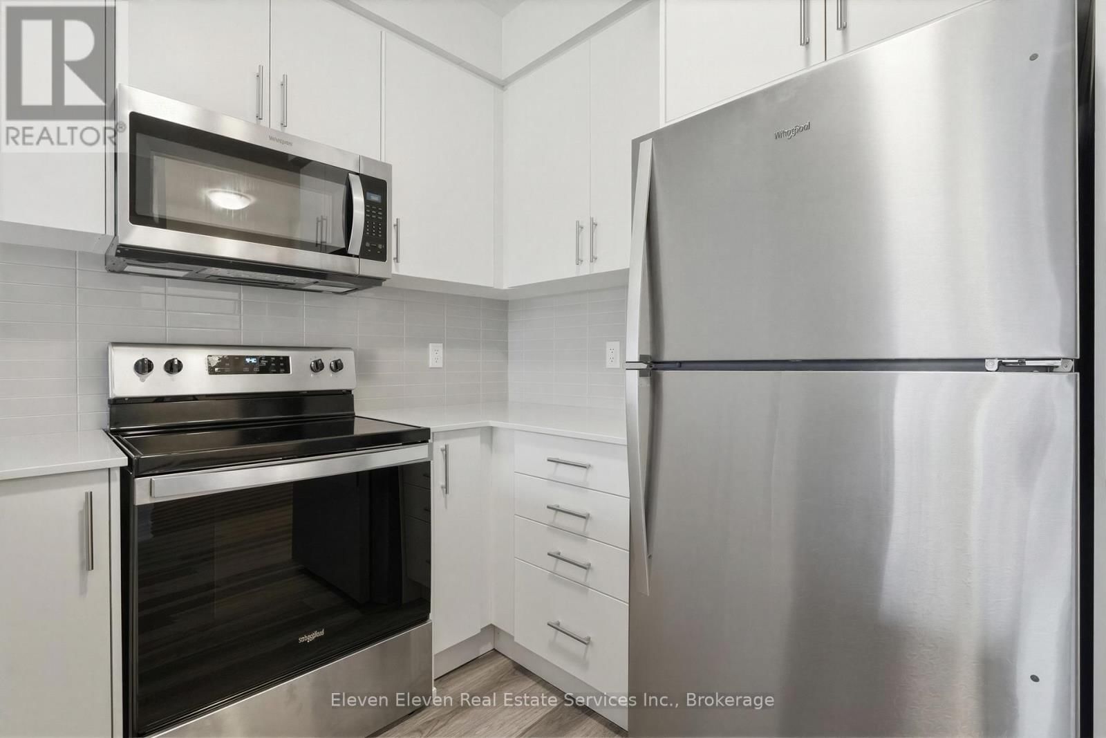 322 - 1100 LACKNER PLACE Image 12