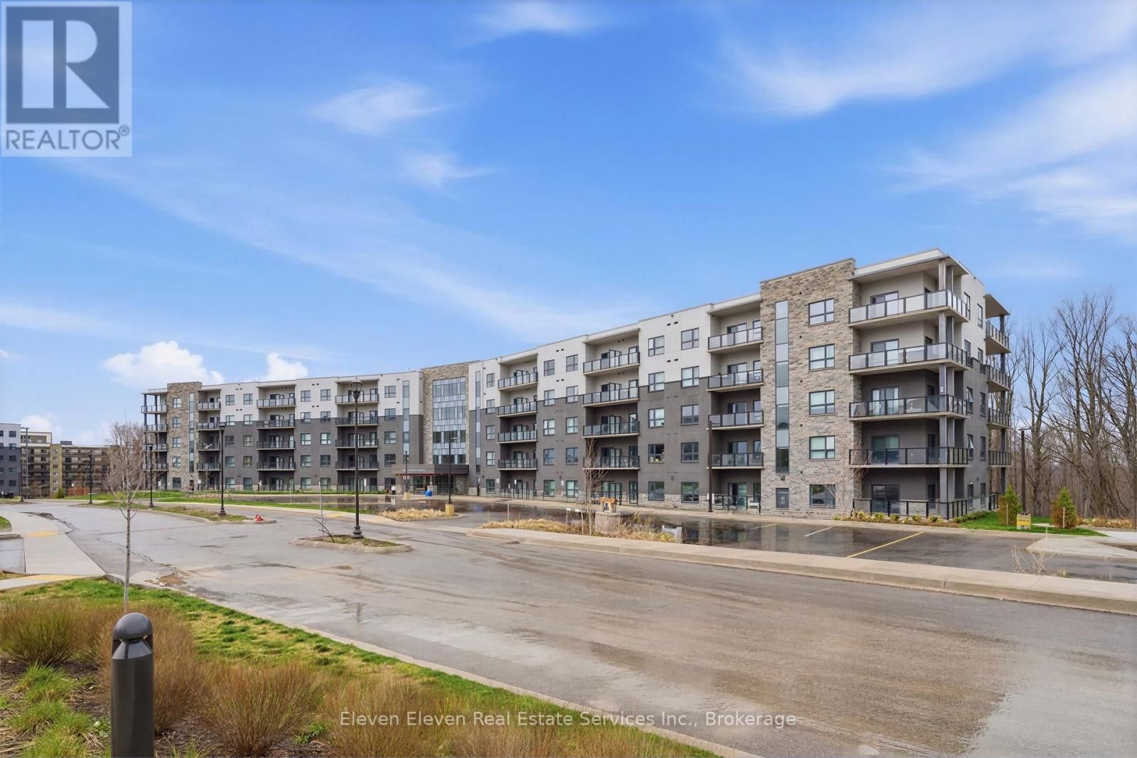 322 - 1100 LACKNER PLACE Image 3