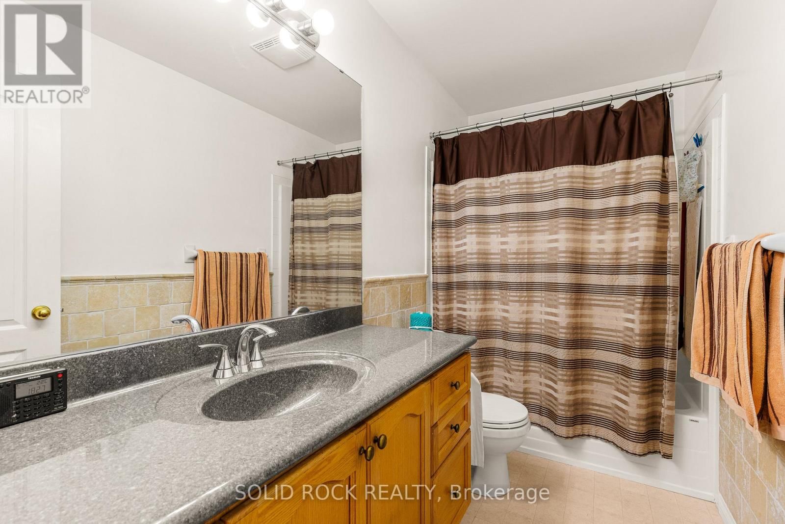 26 REGENCY PLACE Image 26