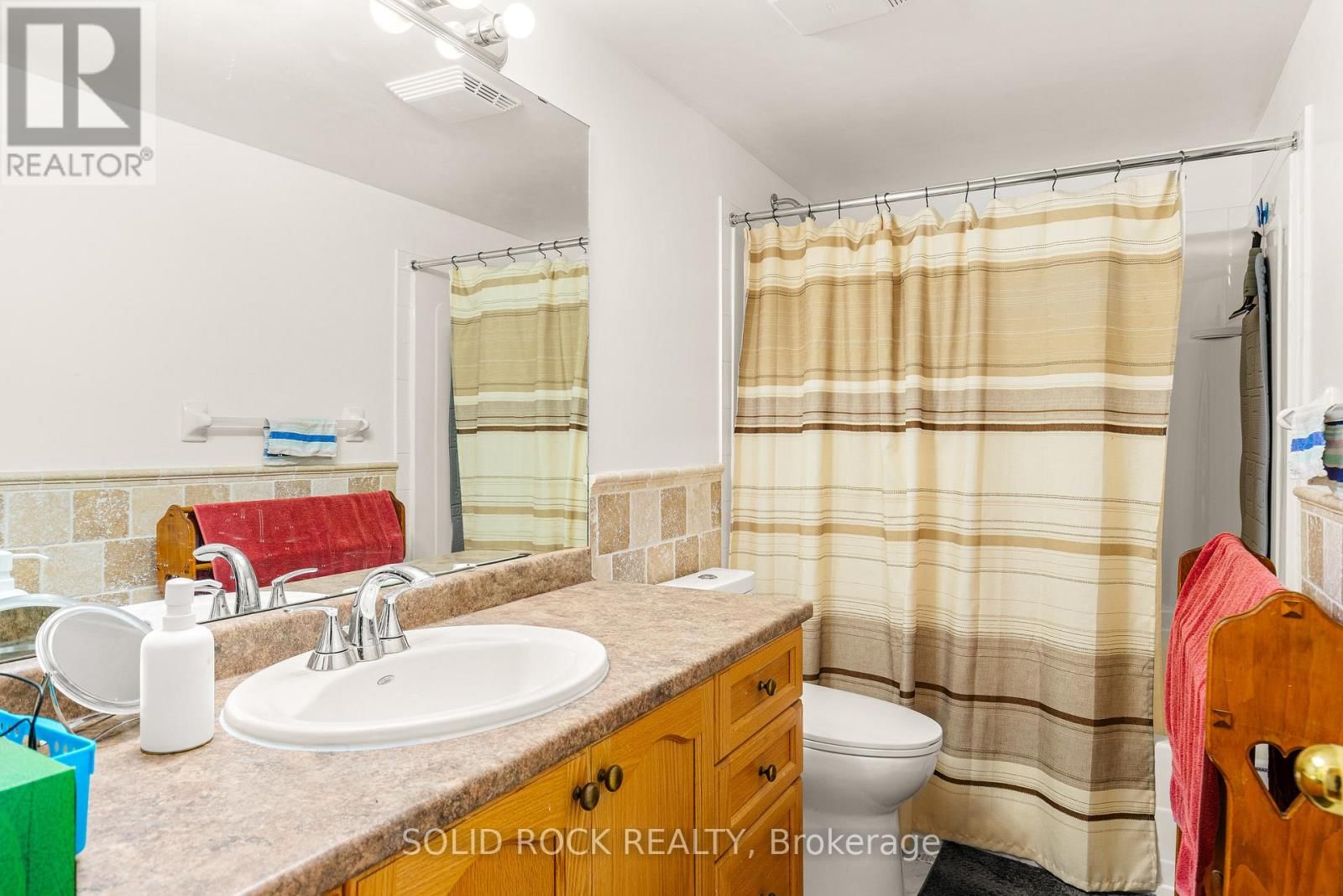 26 REGENCY PLACE Image 29