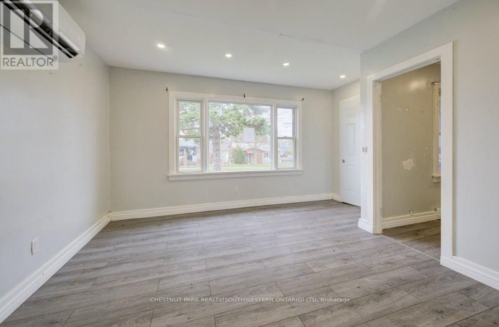 37 CATHERINE STREET Image 6