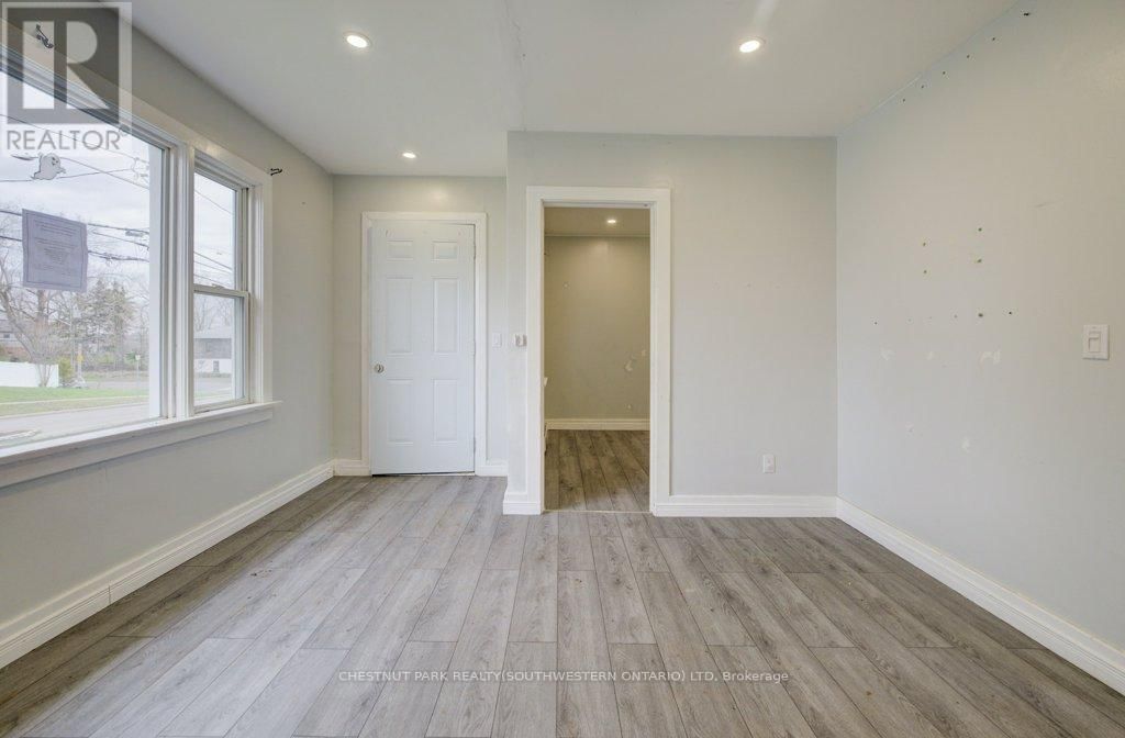 37 CATHERINE STREET Image 7