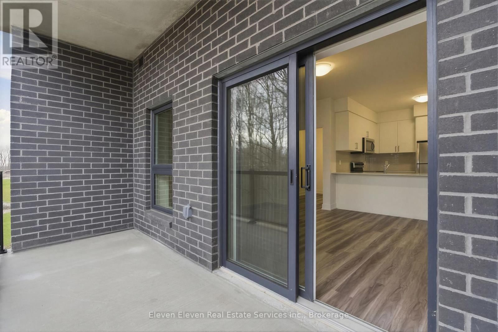 220 - 100 LACKNER PLACE Image 22