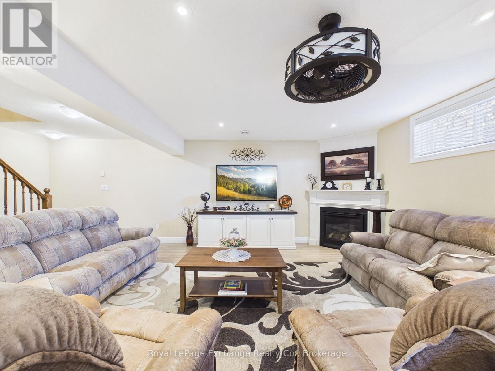 189 WIECK BOULEVARD Image 10