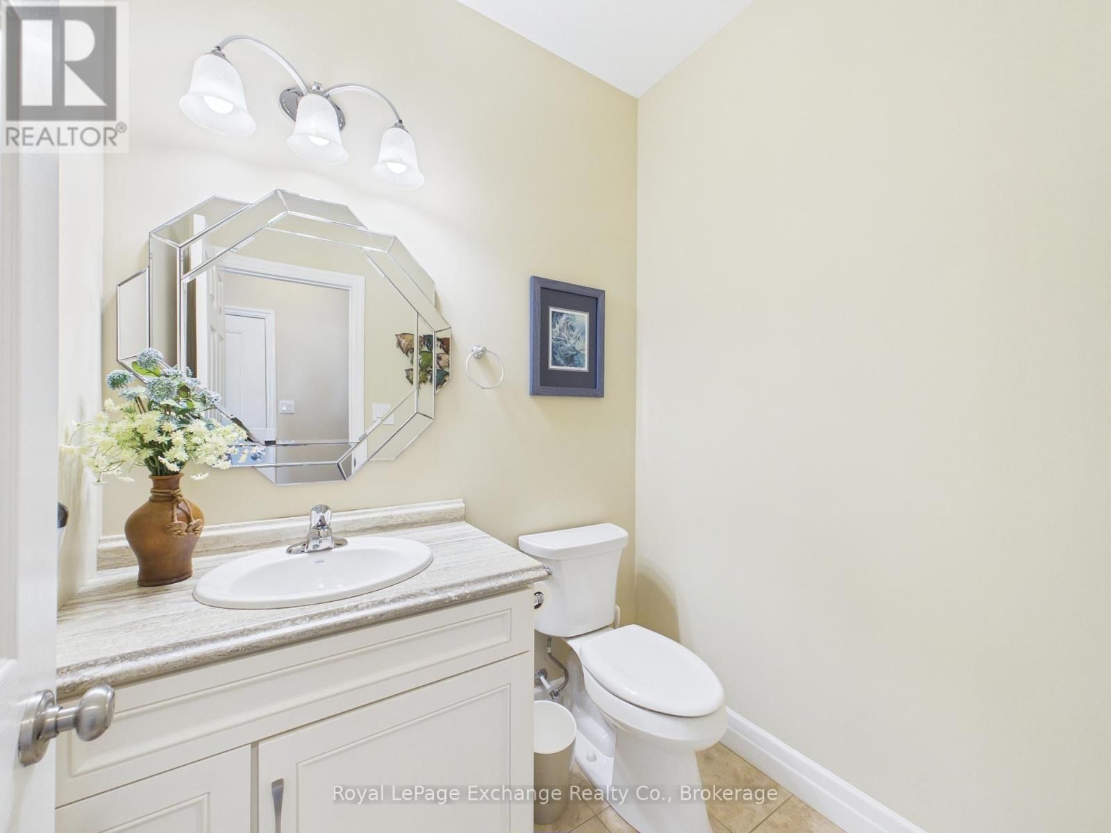 189 WIECK BOULEVARD Image 8