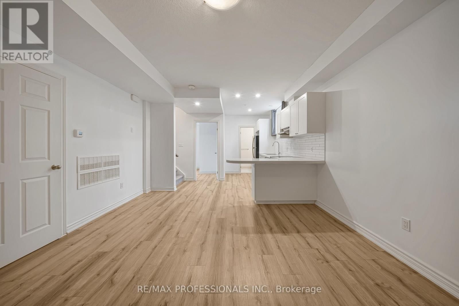 7A - 164 HEIMAN STREET Image 1