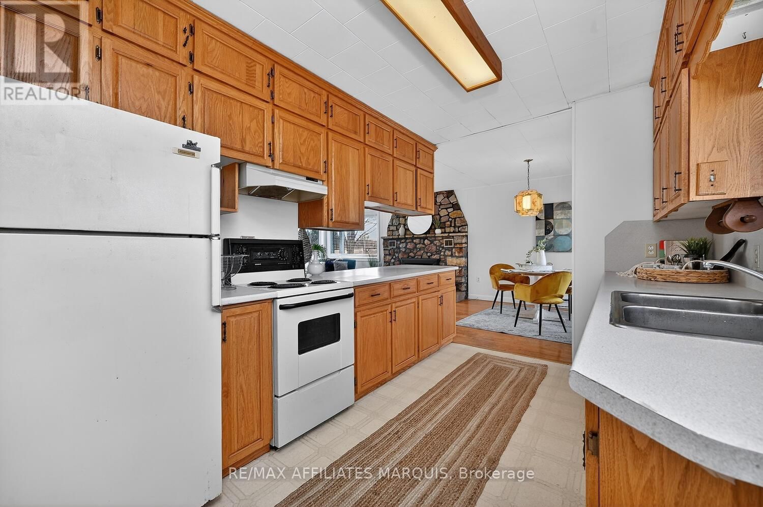 826 HIGHWAY 15 ROAD Image 20