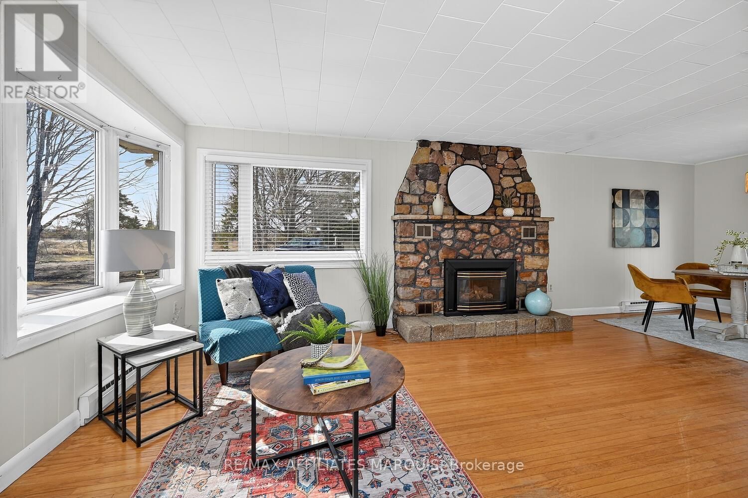 826 HIGHWAY 15 ROAD Image 9