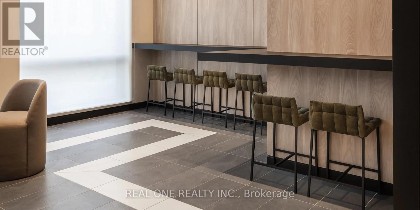 1020 - 1 JARVIS STREET Image 20