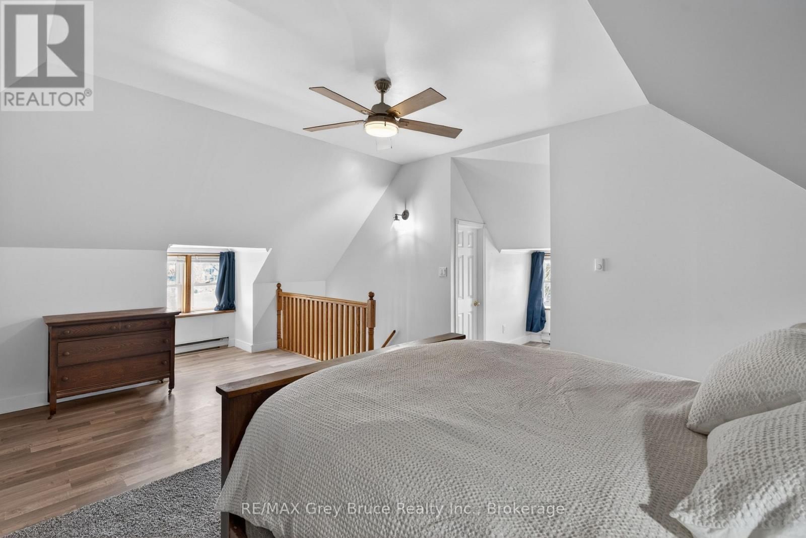 131 2ND AVENUE SOUTHWEST Image 33