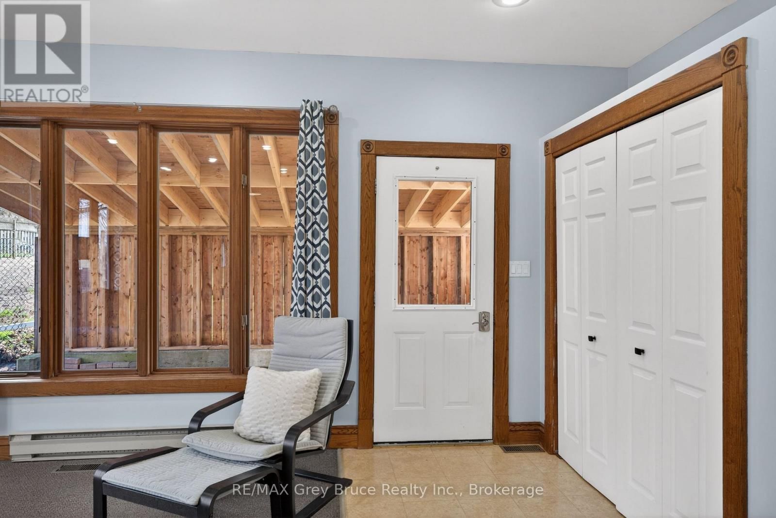 131 2ND AVENUE SOUTHWEST Image 42