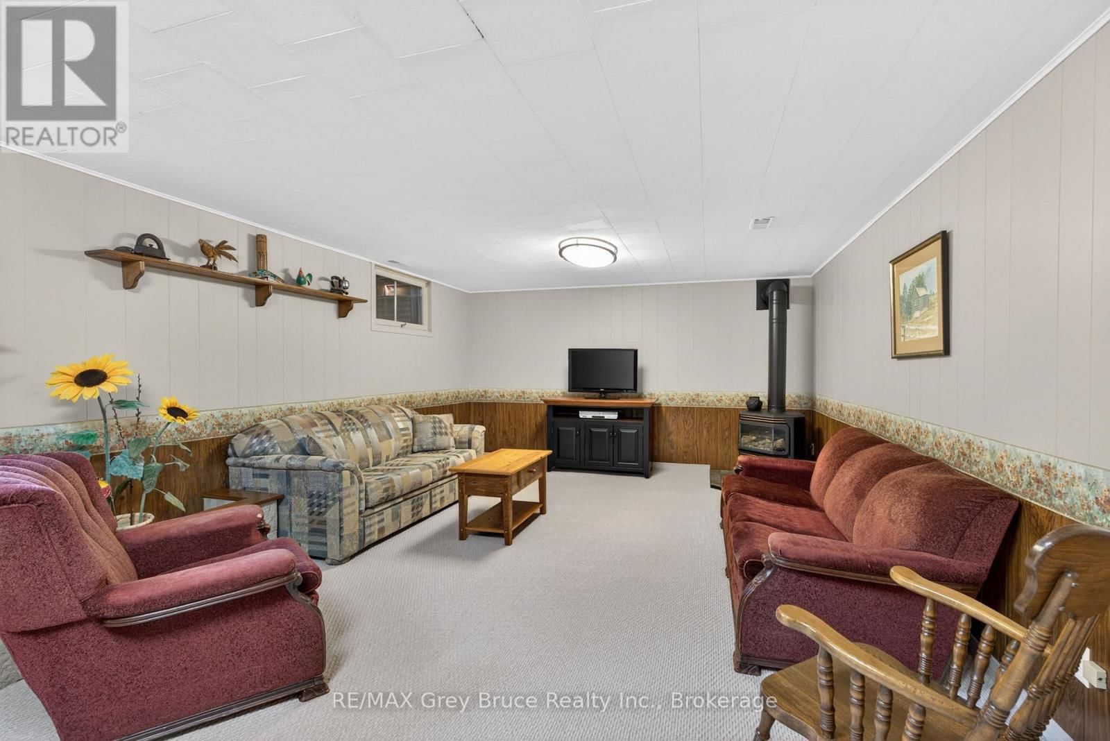 331 8TH AVENUE EAST Image 26