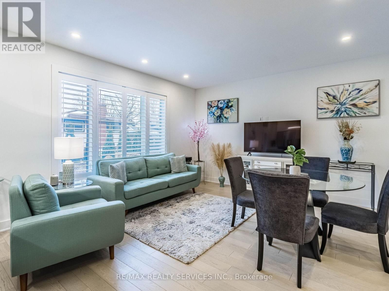 18 PRINCETON COMMON STREET Image 11