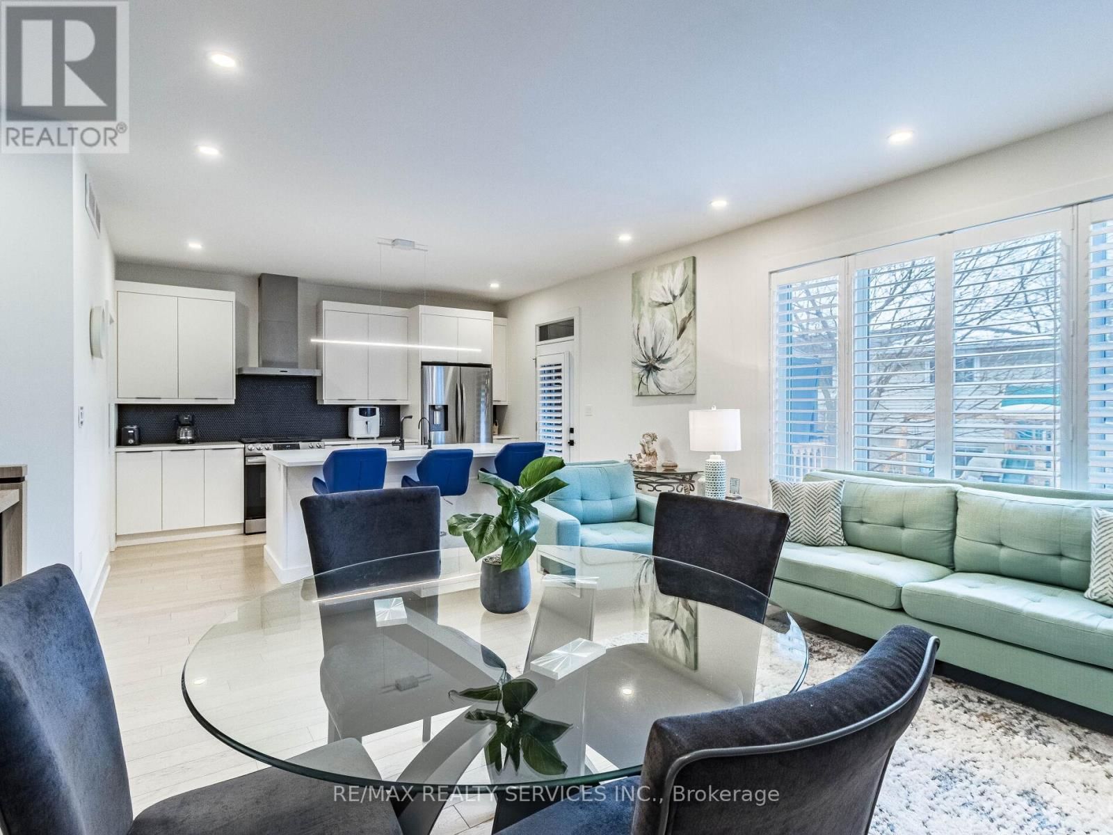 18 PRINCETON COMMON STREET Image 12