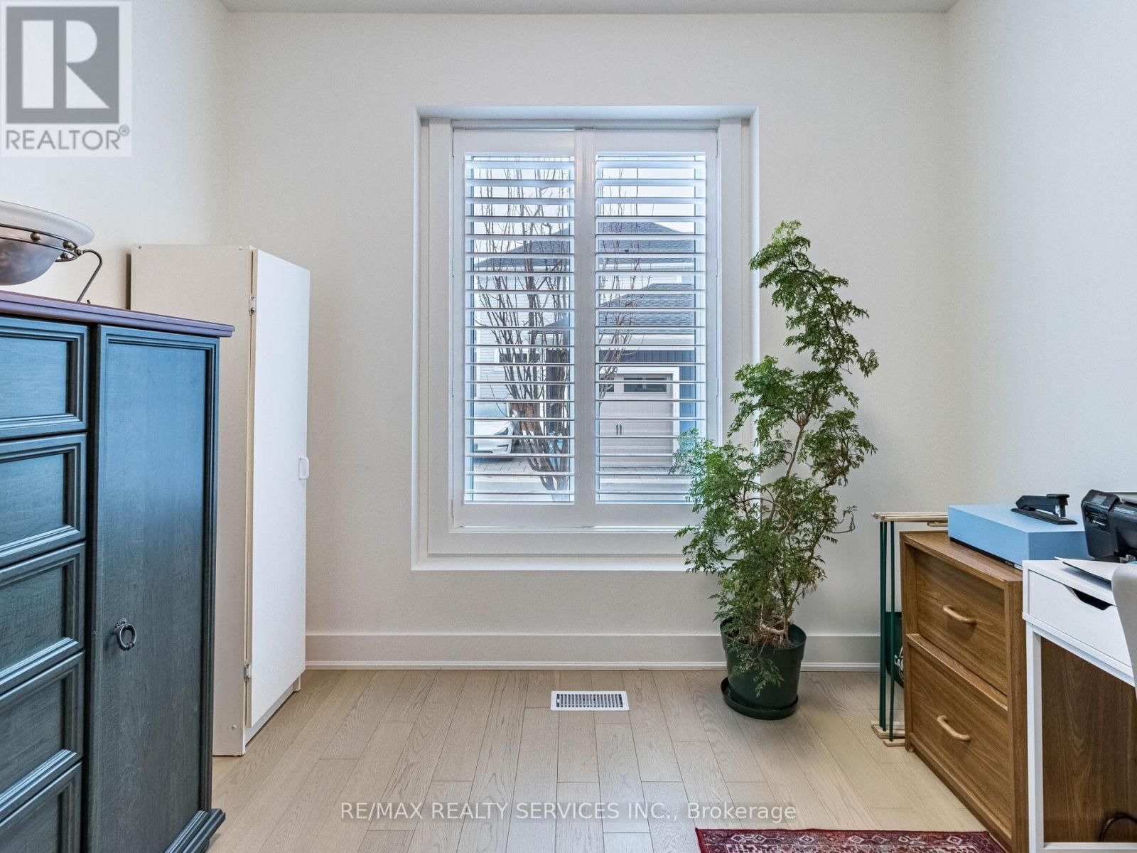 18 PRINCETON COMMON STREET Image 21