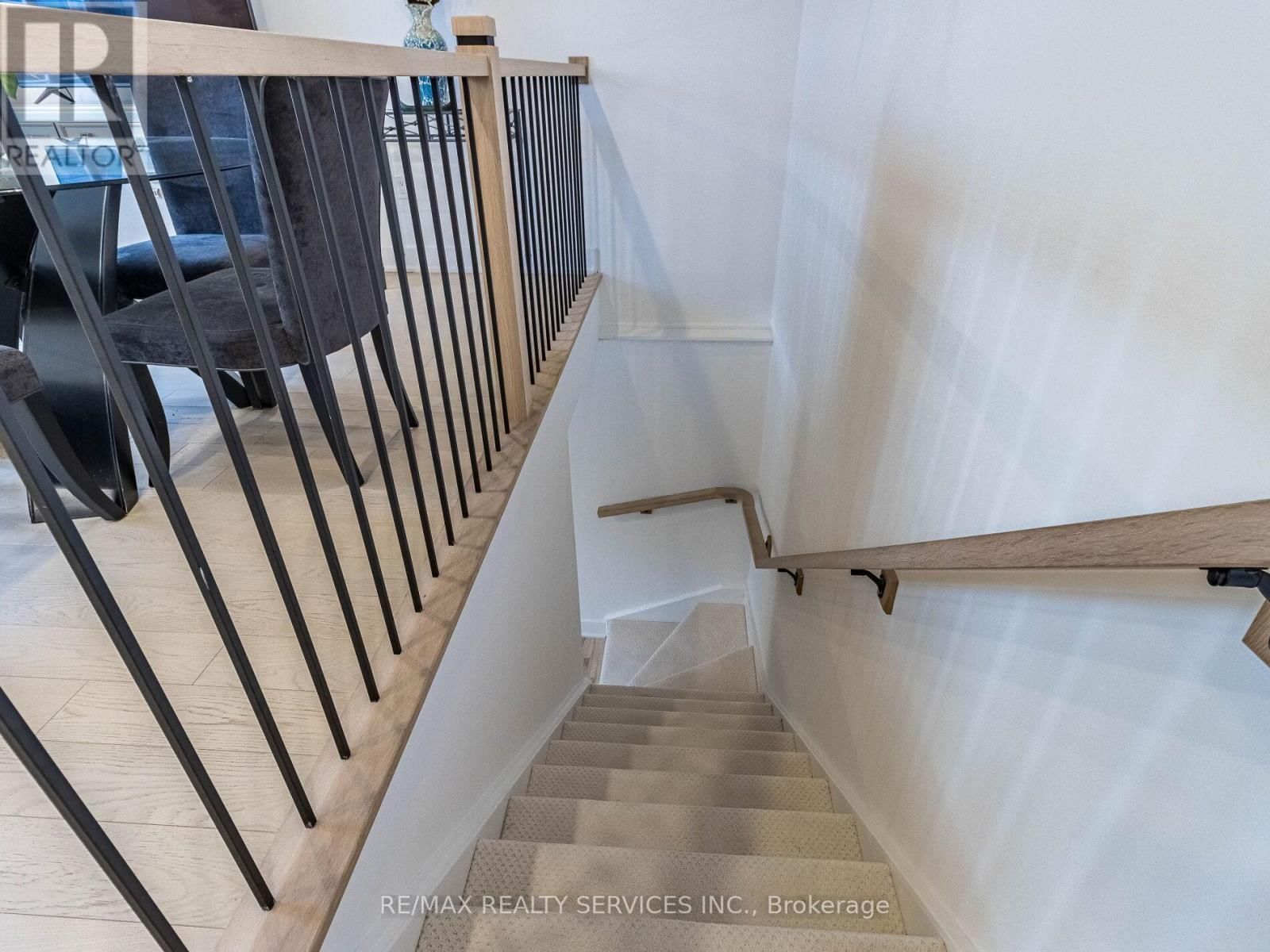 18 PRINCETON COMMON STREET Image 23