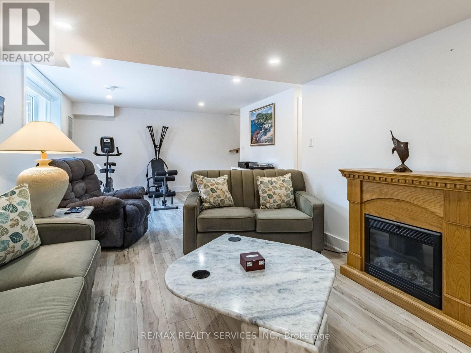 18 PRINCETON COMMON STREET Image 26