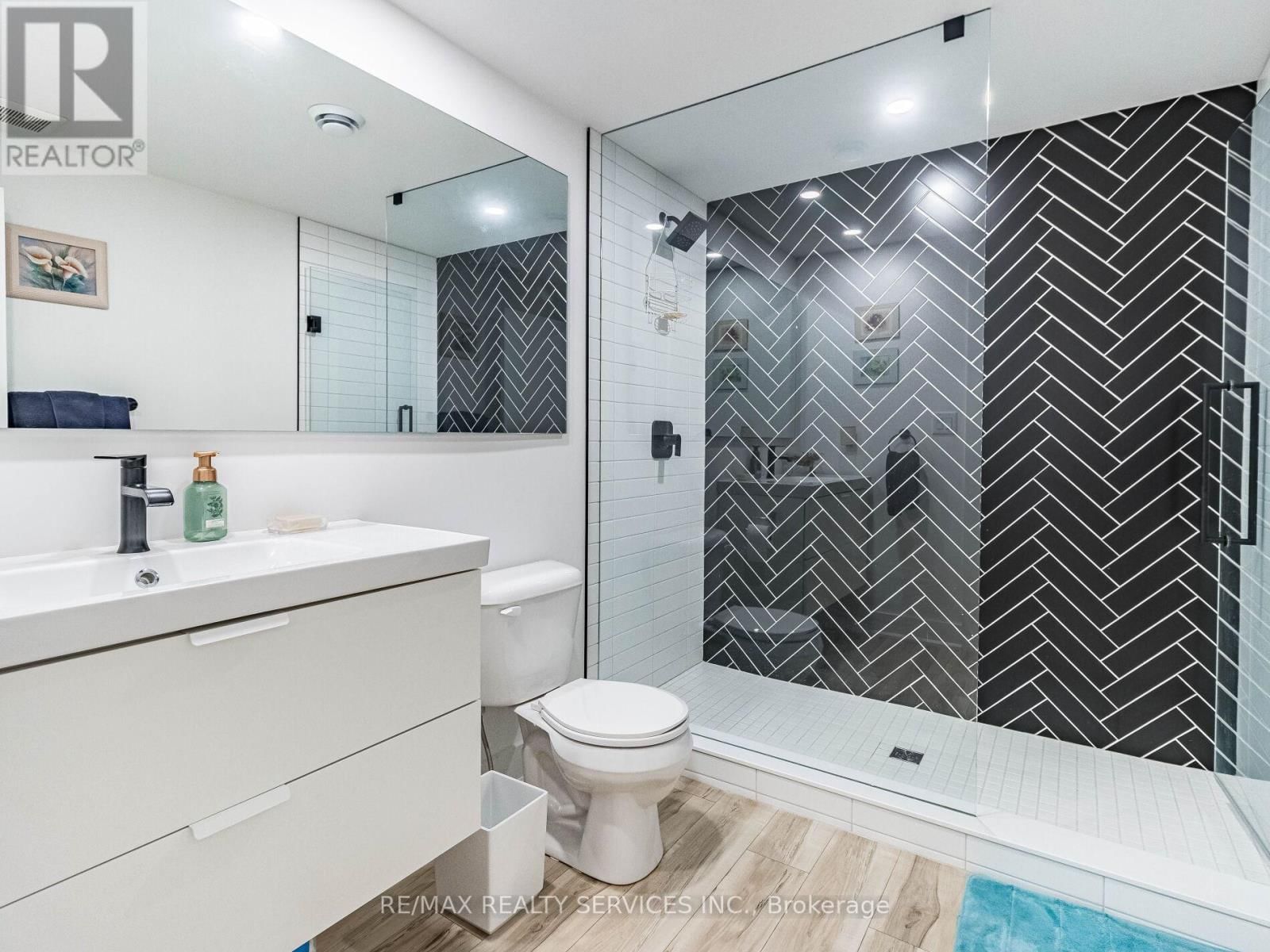 18 PRINCETON COMMON STREET Image 31