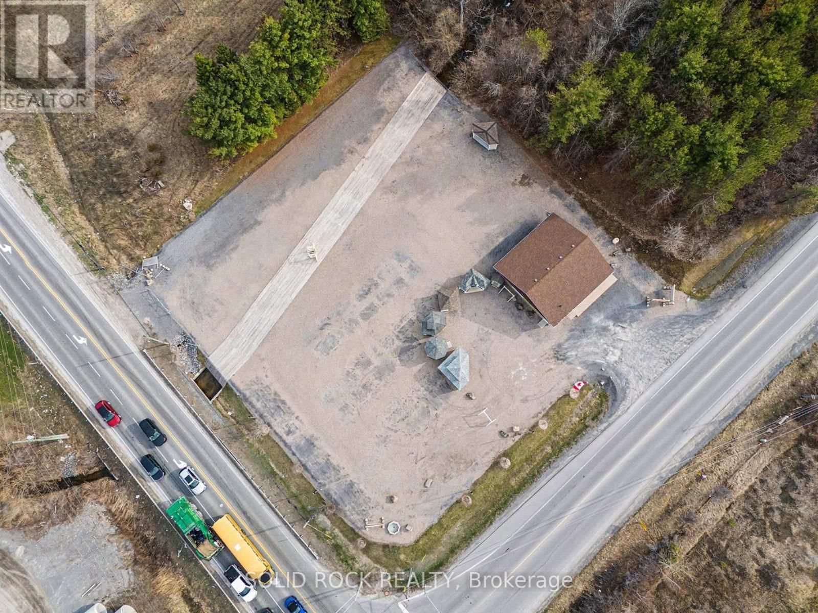 2491 CARP ROAD Image 12