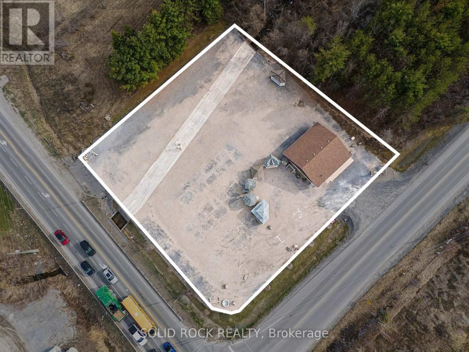 2491 CARP ROAD Image 2