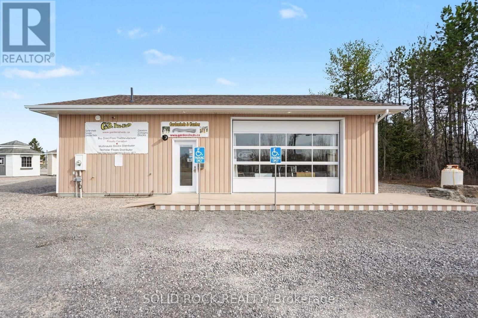 2491 CARP ROAD Image 3