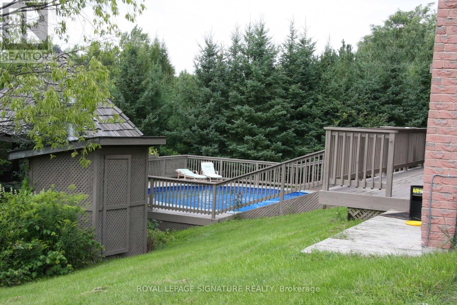 16 HILLTOP CRESCENT Image 39