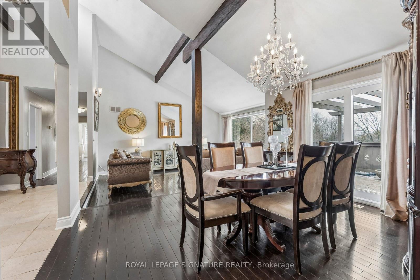 16 HILLTOP CRESCENT Image 4